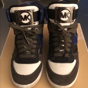 Michael Kors High Top Sneakers size 6